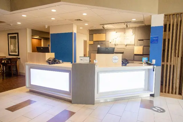 Holiday Inn Express Marshfield (Springfield Area)