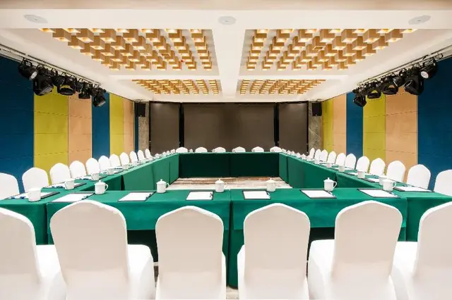 Dujiangyan Ancient City International Resort Hotel