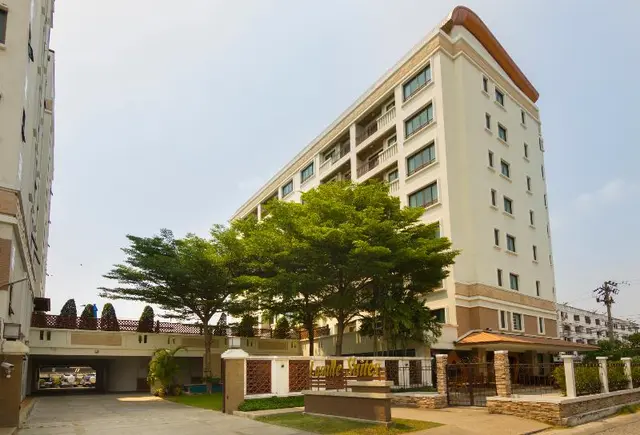 Lasalle Suites and Spa