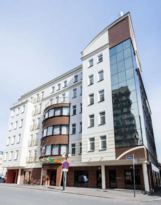 DeSilva Premium Poznan