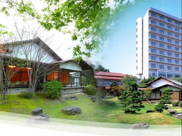 Hotel Parens Onoya