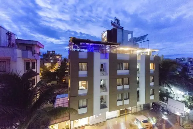 Fabhotel Imperio Baner