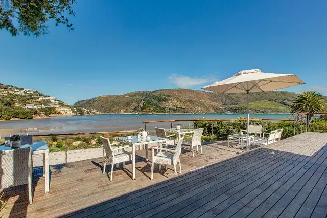Amanzi Island Lodge