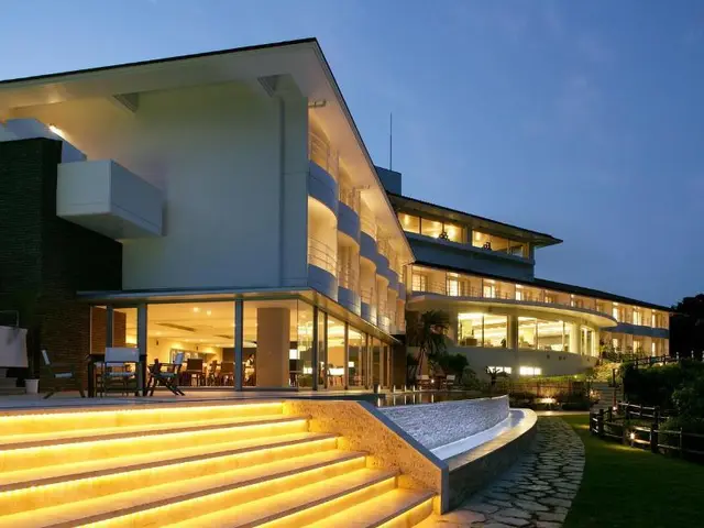 Hotel Hamahigashima Resort