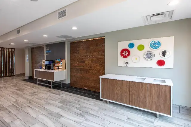 Holiday Inn Express & Sts Greenville S - Piedmont