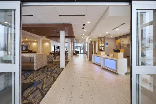 Holiday Inn Express Suites Auburn Hills South IHG