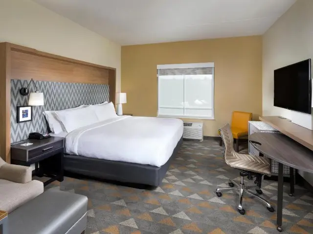 Holiday Inn & Suites-Asheville-Biltmore Vlg Area