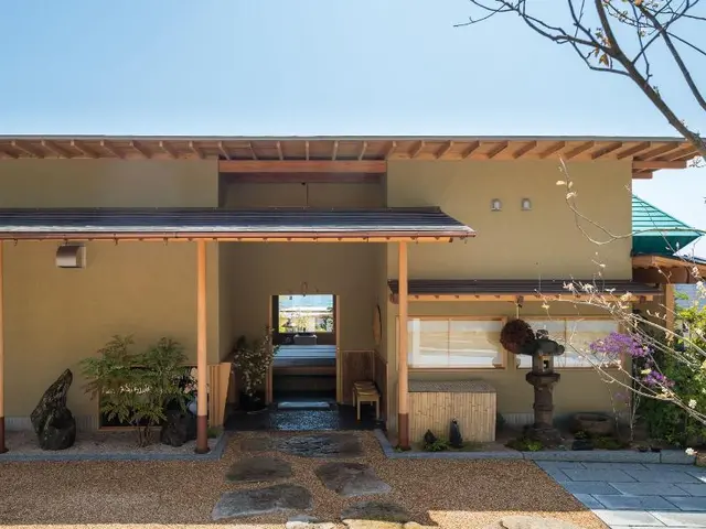 Hatago Sakura