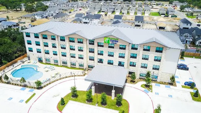 Holiday Inn Express & Suites-Dripping Springs