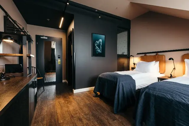 Exeter Hotel
