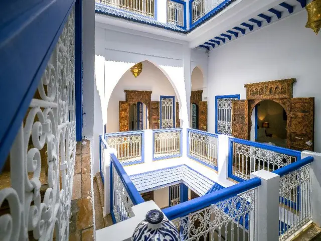 Riad Blue Eyes