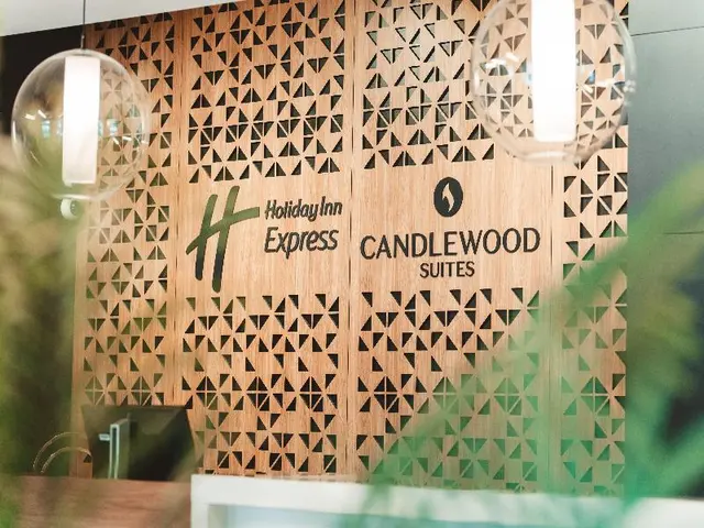 Holiday Inn Express and Suites Trois Rivieres