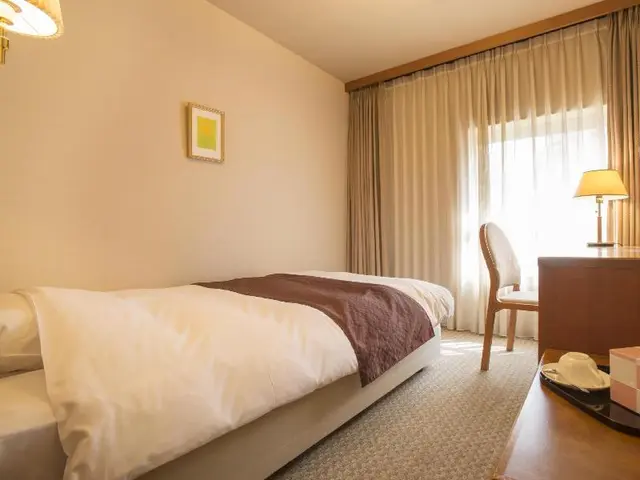 Takarazuka Onsen Hotel Wakamizu