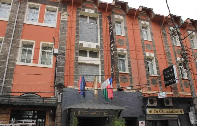 Tana Hotel