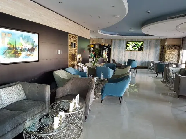Royal View Hotel