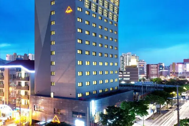 L&L Cantral Hotel