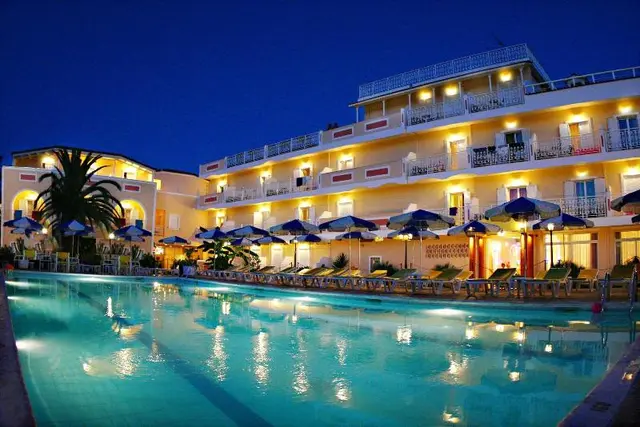 Ionis Art Hotel