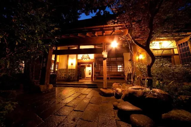 Hatago Kayausagi