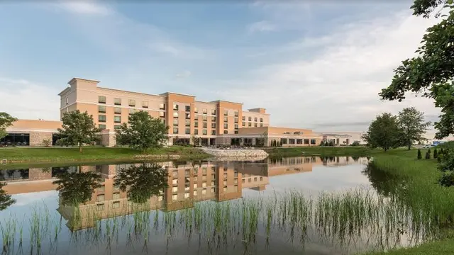 Holiday Inn & Suites Joliet Southwest