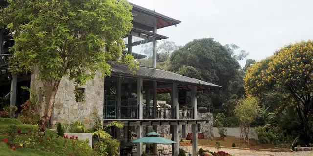 Oak Ray Ella Gap Hotel