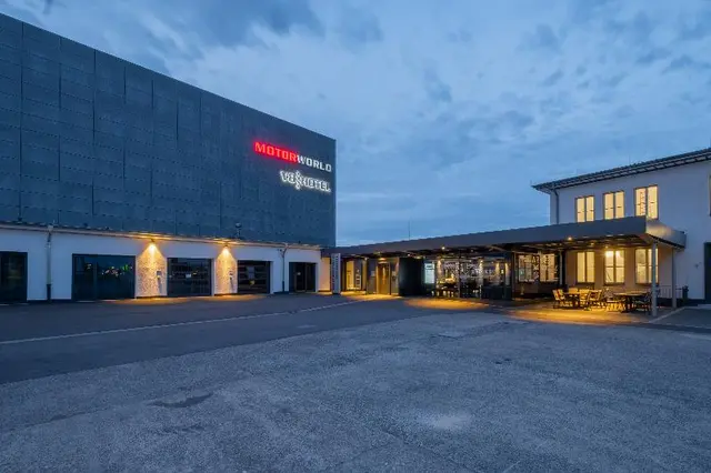 V8 Hotel Koln @MOTORWORLD