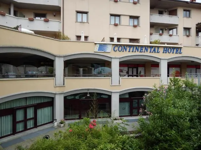 Continental Lovere