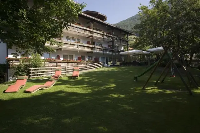 Residence Hotel Alpinum