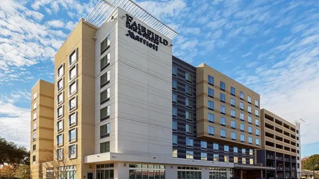 Fairfield Inn & Suites By Marriott Savannah Midtow