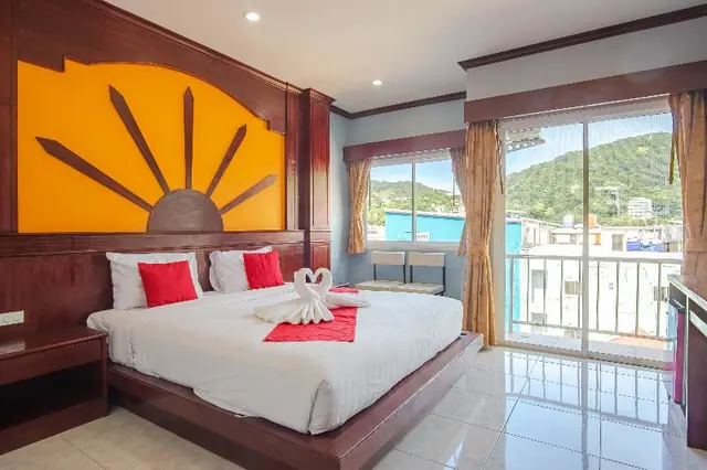 Art Mansion Patong Hotel by ZUZU