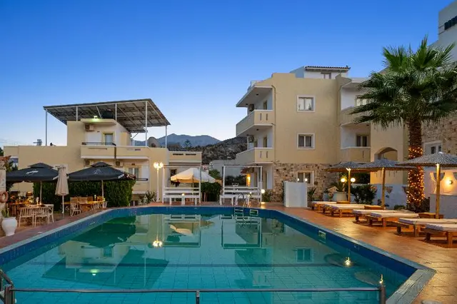 Nikos Apartments