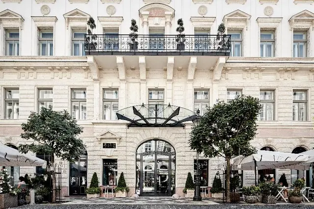 Aria Hotel Budapest by Library Hotel Collection