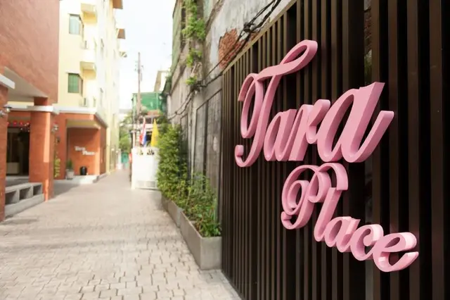 Tara Place