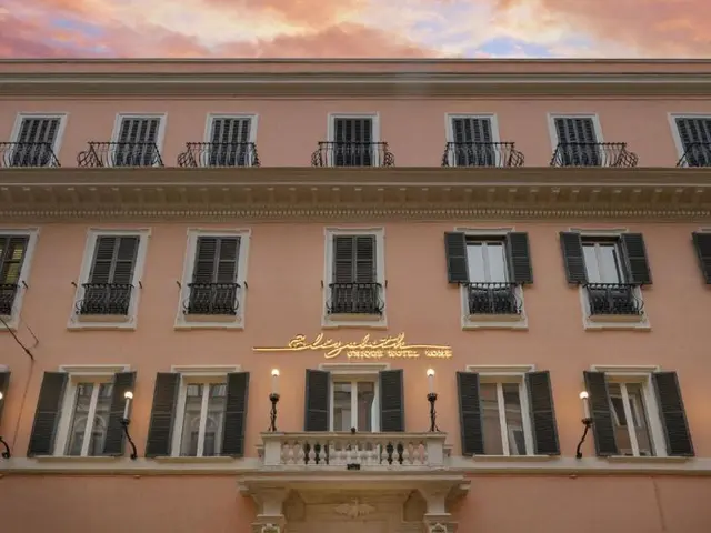 Elizabeth Unique Hotel