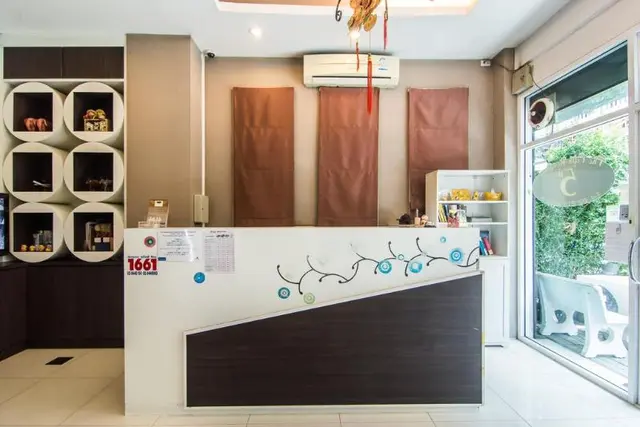 The Fifth Residence