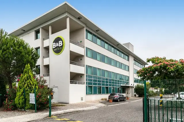 B&B HOTEL Toulouse Basso Cambo