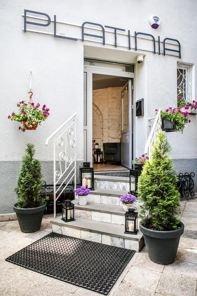Platinia Apartments