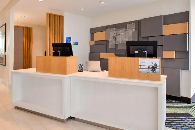 Holiday Inn Express & Suites Ottumwa By IHG