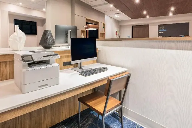 Holiday Inn Express Lake Havasu