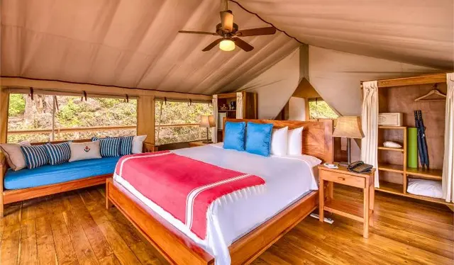 Isla Chiquita Glamping Hotel