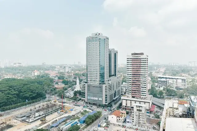 Suasana Private Suites by SubHome