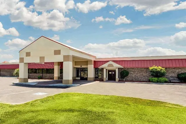 Ramada By Wyndham Santee I-95