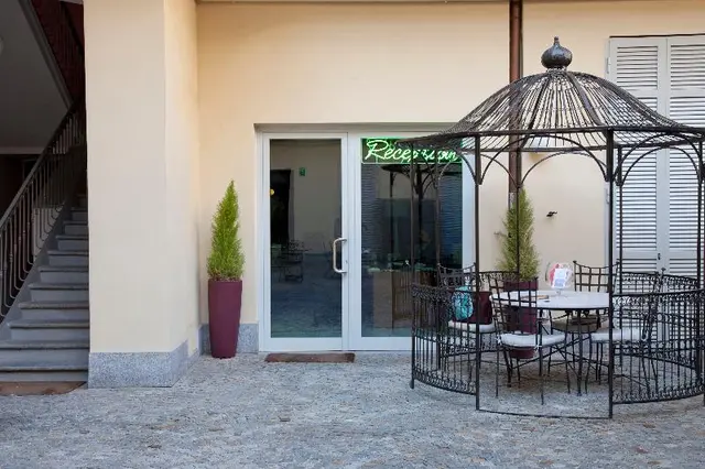 Santa Giulia Art & Wine Residence