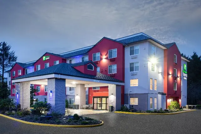 Holiday Inn Express & Suites : Lincoln City