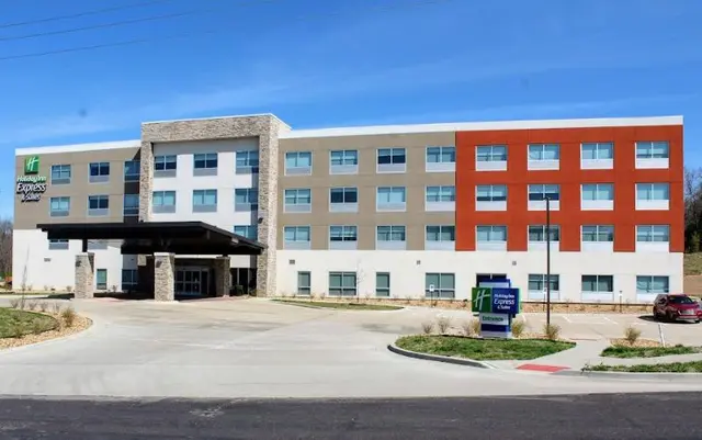 Holiday Inn Express Warrensburg