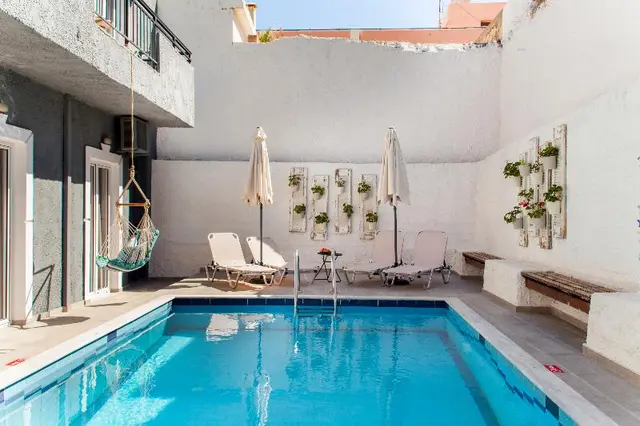 ELYCHRYSON Apartments/HOTEL