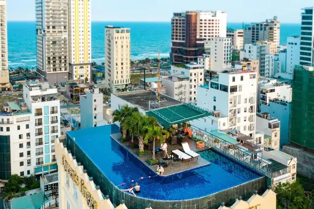 Sea Queen Hotel