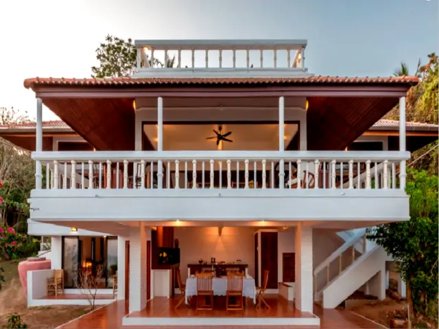 Baan Khunying - Secluded Phuket Beachfront Villa