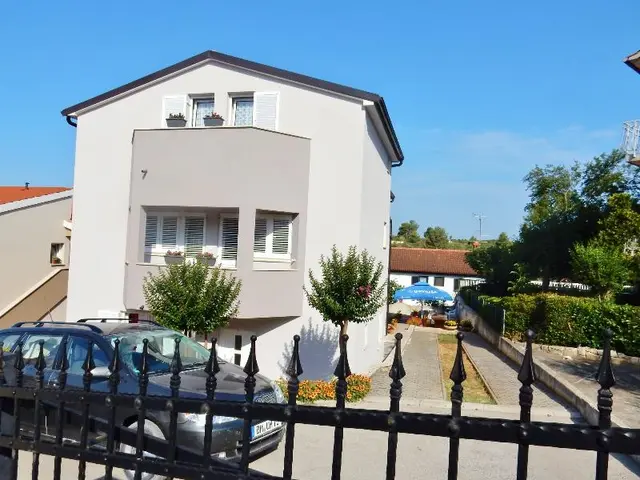 Apartments Snjezana