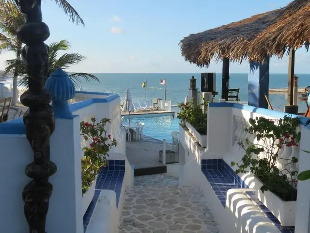La Suite Hotel