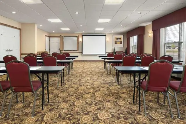 Country Inn Suites By Radisson Stevens Point Wi